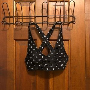 SARAH’S DAY WHITE FOX BOUTIQUE SPORTS BRA